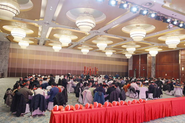 679346d11c956.jpg 網(wǎng)用晚宴-1.jpg